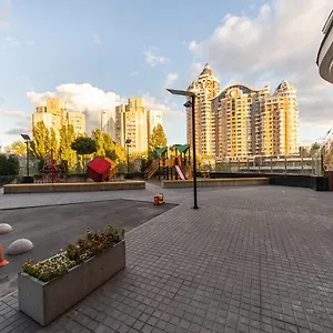 Апартаменты New Building Near Arena Lesi Ukrainky 7a, Киев